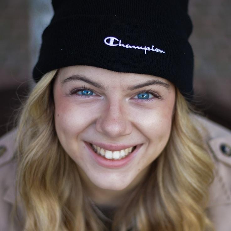 Ravi Khanna, Client Relations Director, discussing corporate gifting strategy with business clients